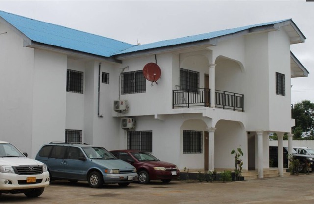 Fully Furnished & Serviced 1Bed apartment Two