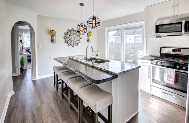 2BR entièrement rénové! Animaux acceptés à pied de la plage-1 bloc; min. à Cedar Point!