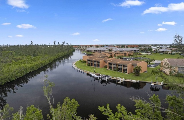 Fully renovated canal front condo in Punta Gorda Isles!