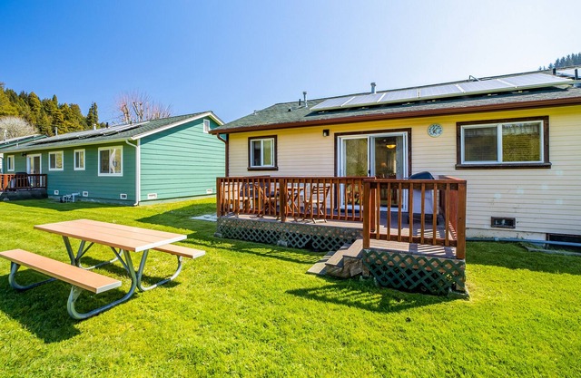 Fun Getaway w/ Two Separate Spaces, Gas Grill, Free WiFi & Private Patio