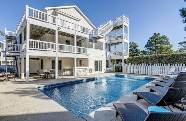 Fun in Paradise | 1375 ft to the beach | Private Pool, Hot Tub, and Dog Friendly