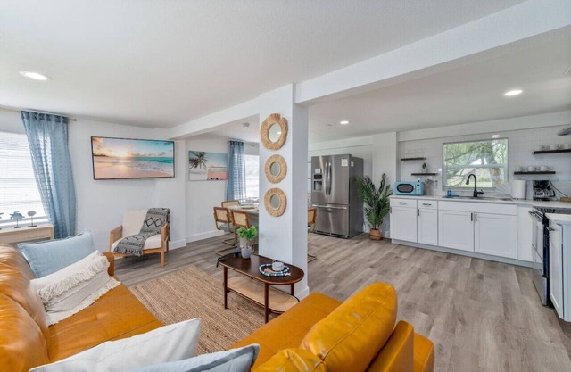 Home in Cocoa near Port Canaveral!