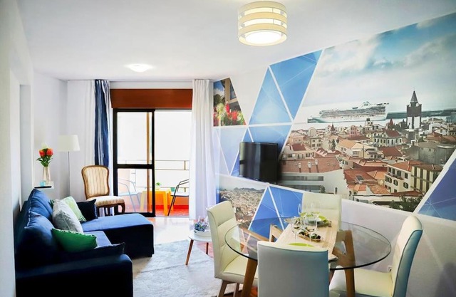 Funchal downtown 5min Marina + 2 bedroom + parking