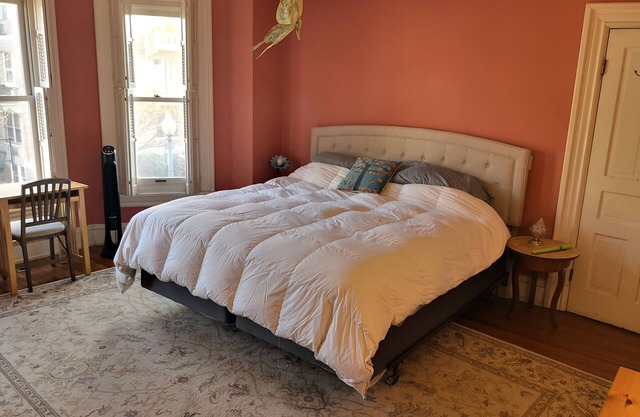 Furnished 4BR family home w/ office & driveway, 2-6+ mo lease Jan 1/Feb 1 start