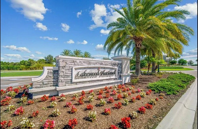 Furnished Bundled Golf Home in Lakewood National Golf Club @ Lakewood Ranch, FL