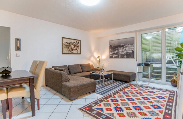Appartement meublé de deux pièces avec terrasse, cuisine, salle de bain à Wuppertal