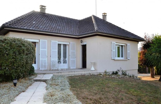 Gîte Arcis-sur-Aube, 4 pièces, 5 personnes - FR-1-543-57
