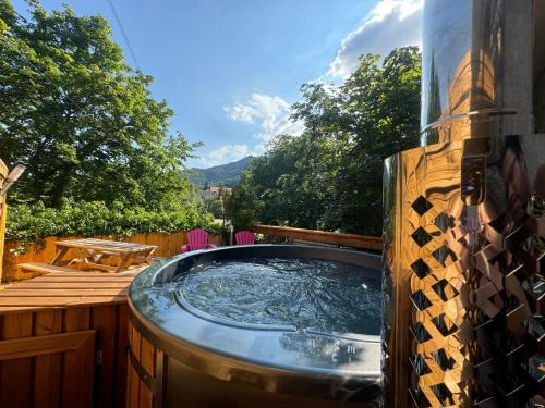 Gîte au Manoir des Sens avec bain nordique jacuzzi