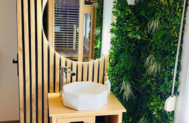 Gîte Avec Suite de Luxe et Bain à Remous