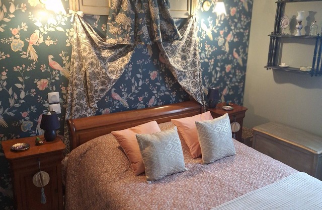 Gîte Baie de Somme - swimming pool, spa and quiet garden. Pets welcome. Parking