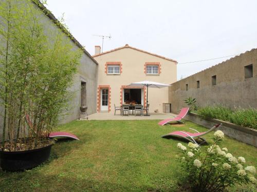 Gîte familial au calme avec terrasse, proche Puy du Fou et plages vendéennes. - FR-1-622-41