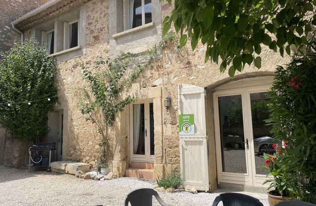 Gîte Le Millésime dans un charmant village typique du Sud