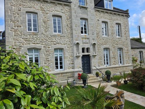 GÎTE Le Parisien Appartement privé en Duplex avec accès jacuzzi à 10min des plages