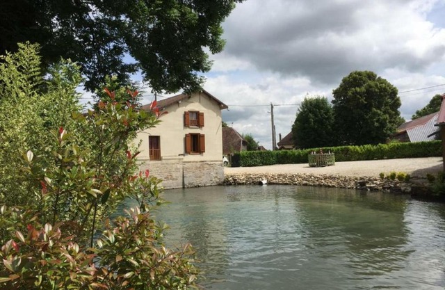 Gîte Lhuître, 6 pièces, 10 personnes - FR-1-543-126