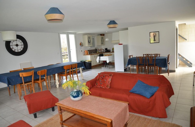 Gîte Platane - 3* - Grande capacité - 5 chambres - 12 pers - Piscine.