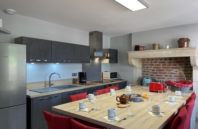 Gîte rénové avec vue sur campagne à Pierrefitte-sur-Loire - FR-1-489-334