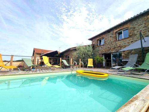 Gîte spacieux avec piscine et spa en pleine campagne - FR-1-496-296