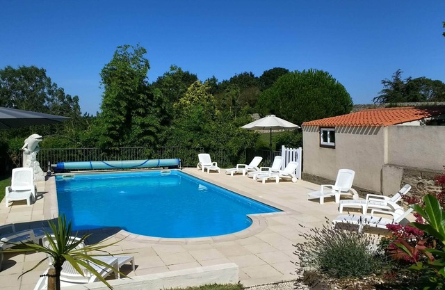 Gîte Tamaris, piscine chauffée, à 5 km de Brétignolles sur mer