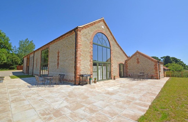 Ga Ga Barn