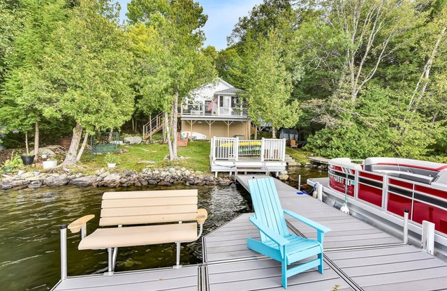 Gables End Escape – Lakefront | Dock | Kayaks