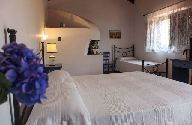 Galea farmhouse swimming pool in the greens, homemade restaurant, relaxation and nature