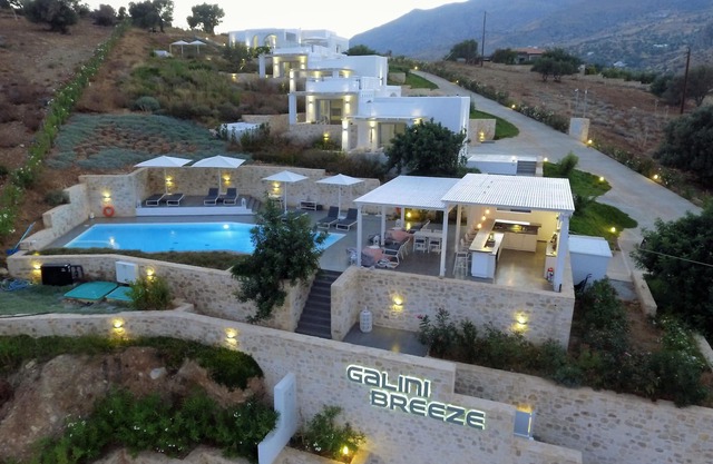 Galini Breeze est un luxueux complexe de vacances à petite échelle pour les couples, Crète