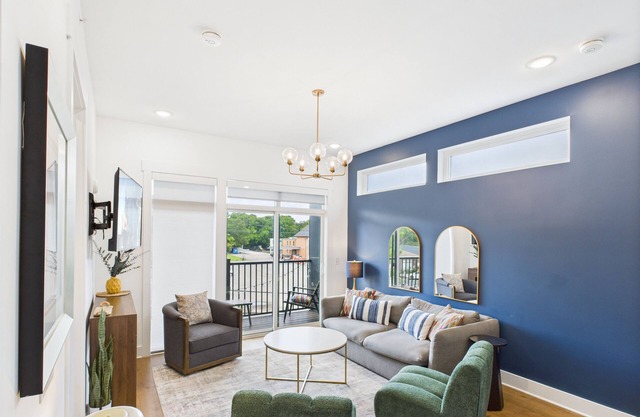 Gallatin Retreat-Private Balcony-In East Nashville