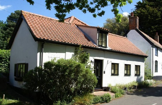 Gallery Cottage · Gallery Cottage Westleton Suffolk Sleeps 6