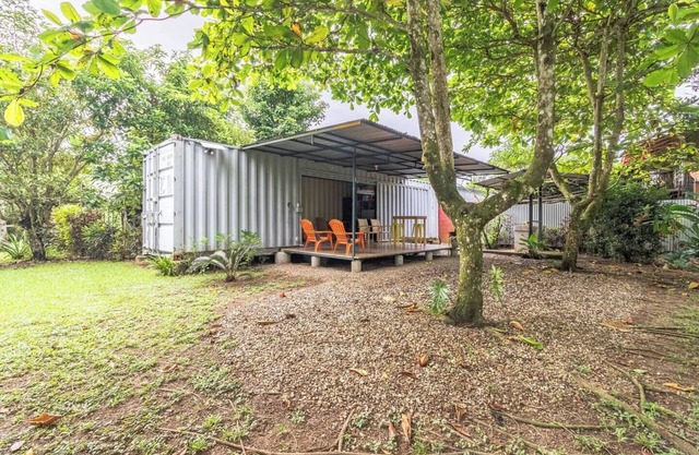 Gallo Pinto ~ Beachfront Compact unit