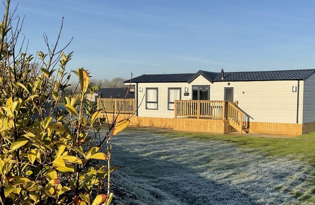 GALTRES LODGE - a holiday cottage that sleeps 4 guests in 2 bedrooms