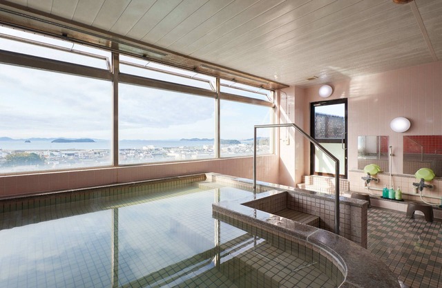 Gamagori Hotel