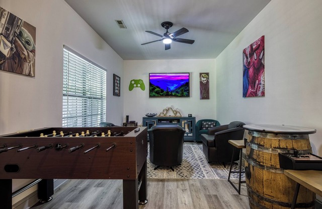 Game Room-Hot tub-Fire pit-Dog friendly