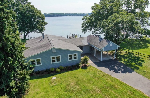 Game-Themed Waterfront Fun! Dock-Boats-King Suite