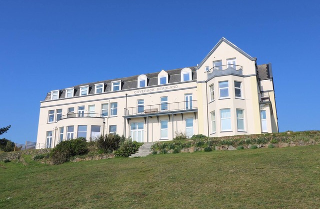 Montre de fous, COVERACK