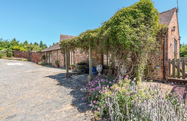 Garden Barn