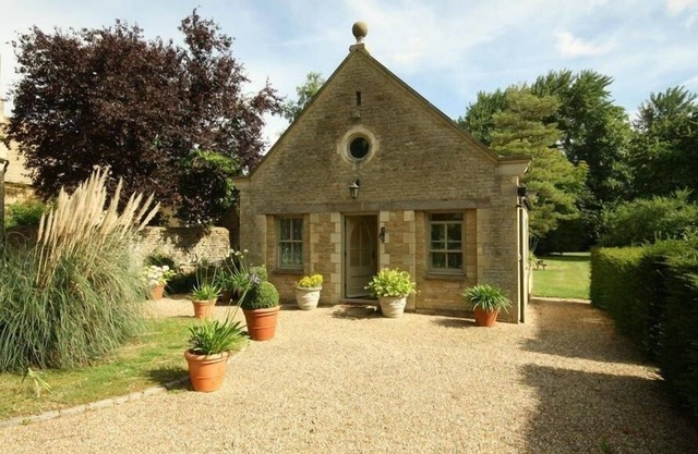 Cottage de Jardin, BLACK BOURTON