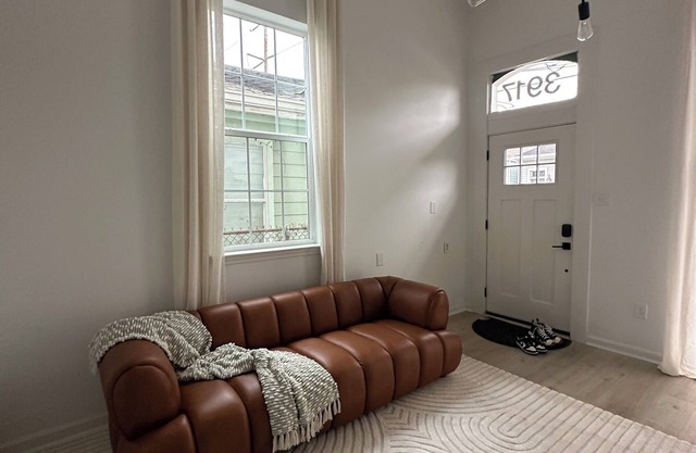 Garden District Hive in New Orleans with AC, WiFi