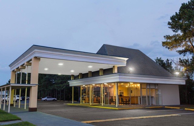 Garden Inn