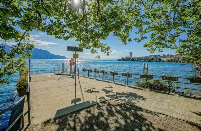 Garden of Eden 1-bedroom apartment – Lakefront