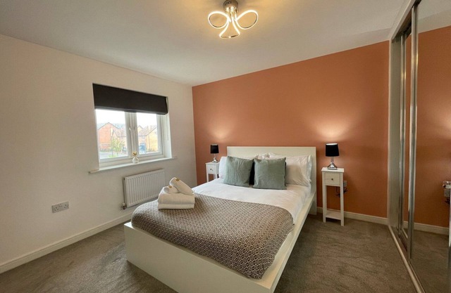 Getaway in Newport: 45 Tandem Mill Road