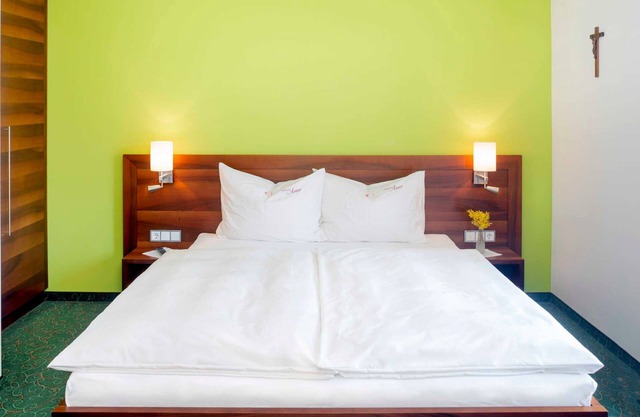 Garden Suite - Pension ANNA, Apartments & Rooms ***
