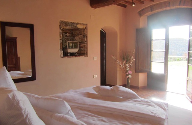 Garden Suite (two double bedrooms / two bathrooms)