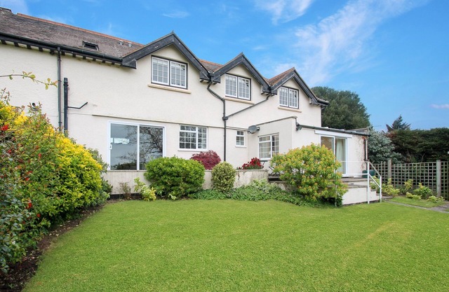 Vue sur le jardin, Porlock Weir - jardin clos privé et vue sur la mer