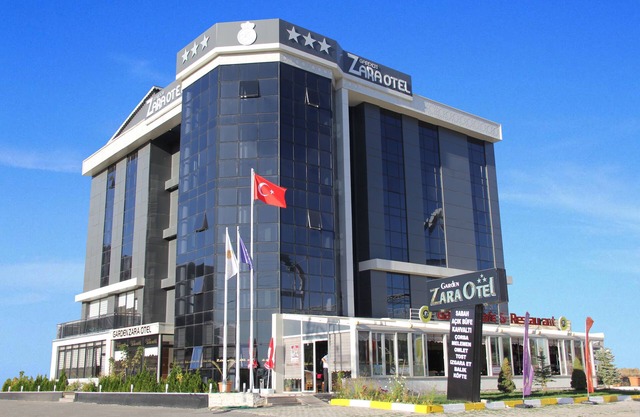 Garden Zara Hotel