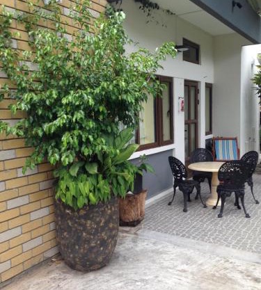 Gardenia Apartments