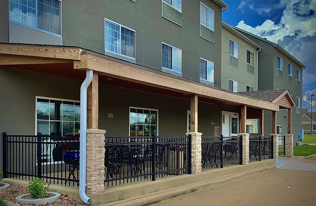 Country Inn & Suites by Radisson, Decatur, IL