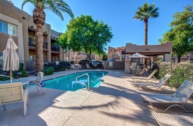 Vieille ville Scottsdale Condo - 3BR, 2BA avec garage