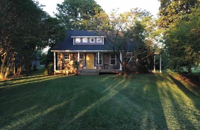 Gatekeeper’s Cottage at Chinaberry Grove..
