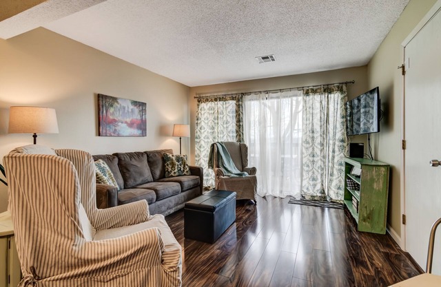 Gathering Place, où la famille et les amis se réunissent! Condo 2BR Branson.