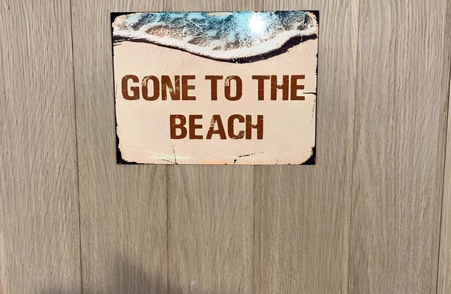 Sleeps 12 - Themed Accommodation